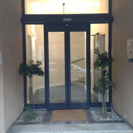 Anita Hotel 2*