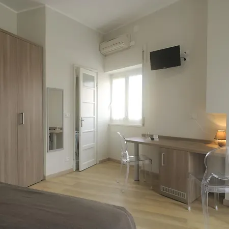 Anita Hotel